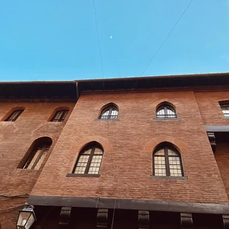 Lovely 2 Bedroom Nearby Piazza Maggiore Apartamento